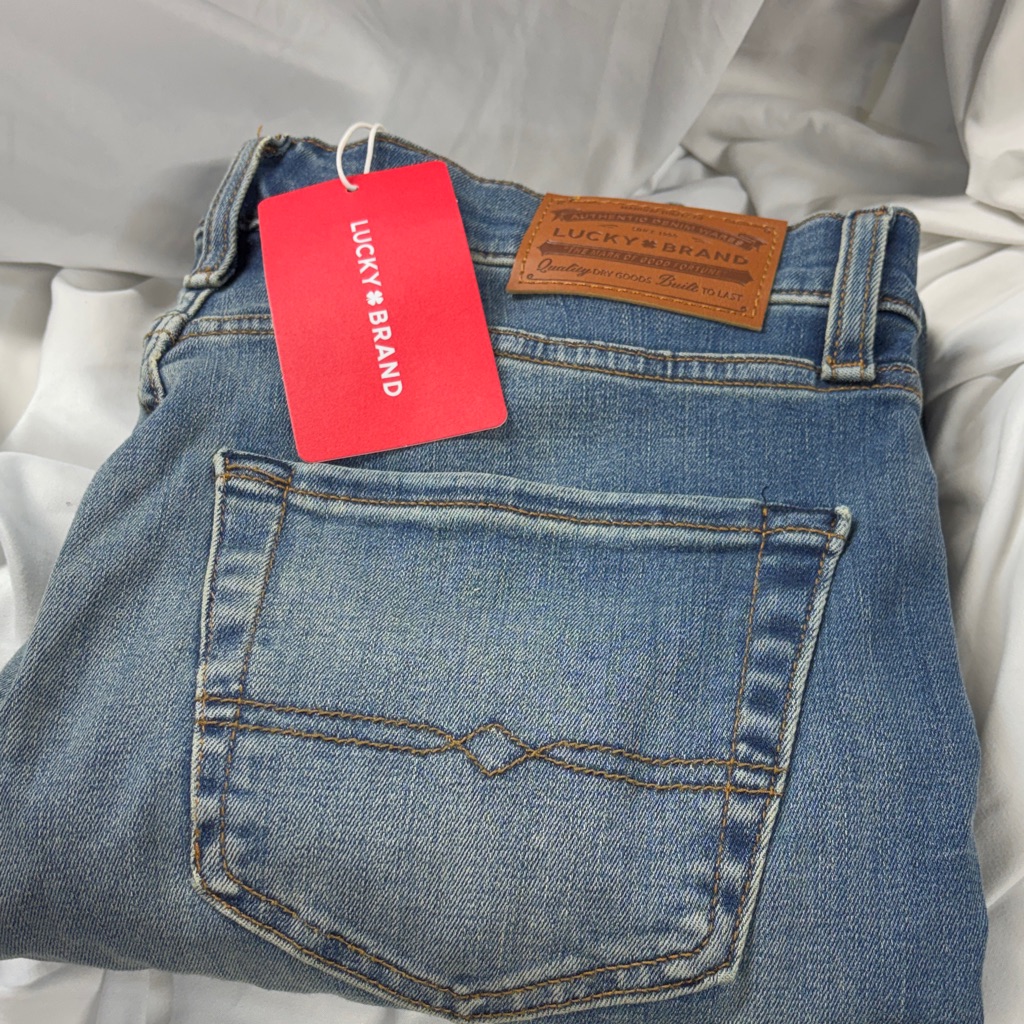 Lucky Brand 410 Athletic Straight Leg Advanced Stretch 5 Pocket Jeans 30x30 Nwt